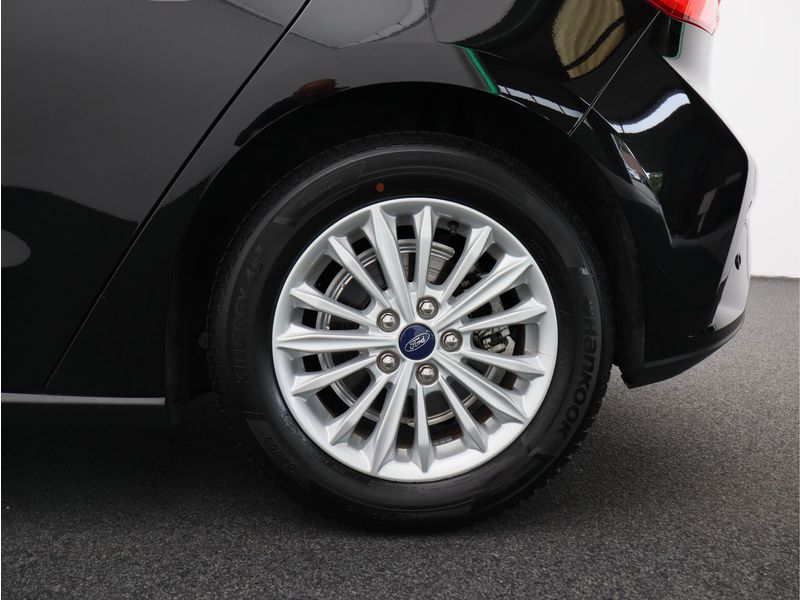Ford Focus 1.0 EcoBoost Titanium Business/ lage km/ zeer mooi!