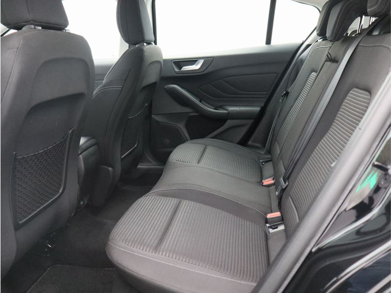 Ford Focus 1.0 EcoBoost Titanium Business/ lage km/ zeer mooi!