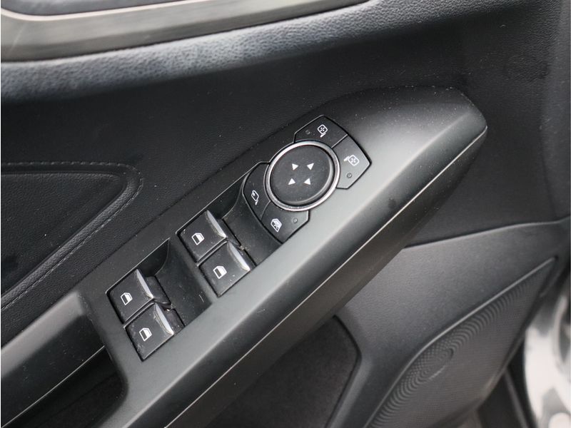 Ford Focus 1.0 EcoBoost Titanium Business/ lage km!