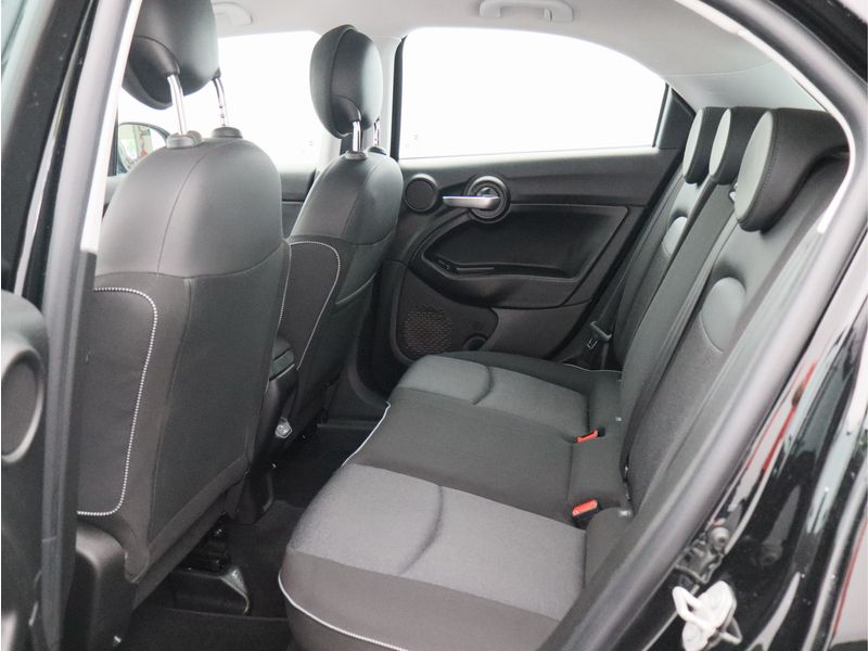 Fiat 500X 1.6 PopStar/ lage km/ mooie auto!