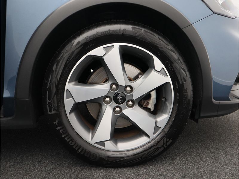 Ford Focus Wagon 1.0 EcoBoost Hybrid Active Business/ compleet!