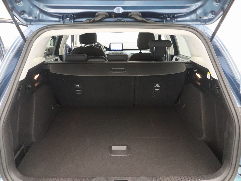 Ford Focus Wagon 1.0 EcoBoost Hybrid Active Business/ compleet!