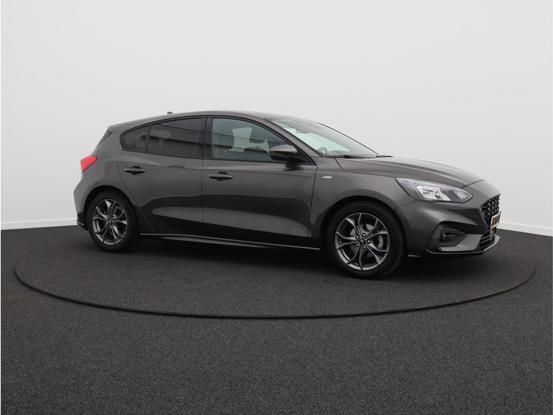 Ford Focus 1.0 EcoBoost ST Line Business/ lage km/ zeer mooi!
