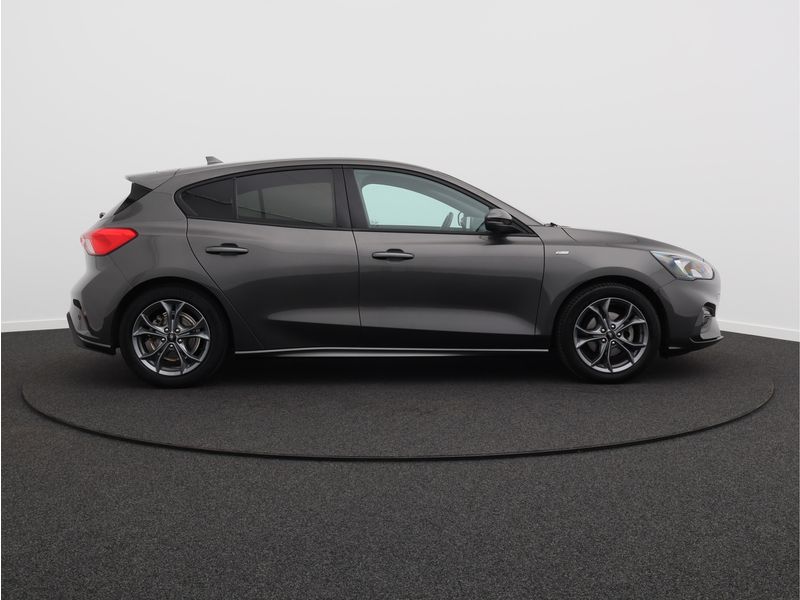 Ford Focus 1.0 EcoBoost ST Line Business/ lage km/ zeer mooi!